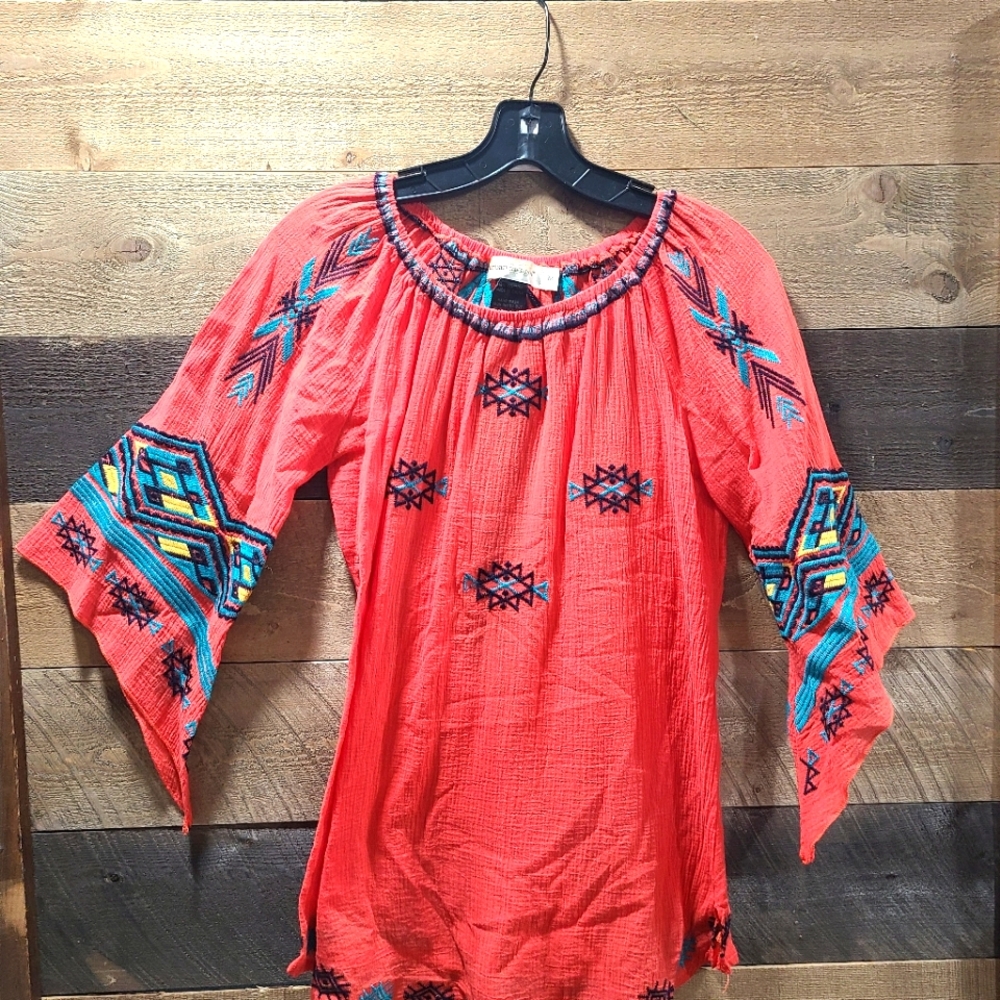 Coral Aztec 3/4 sleeve top